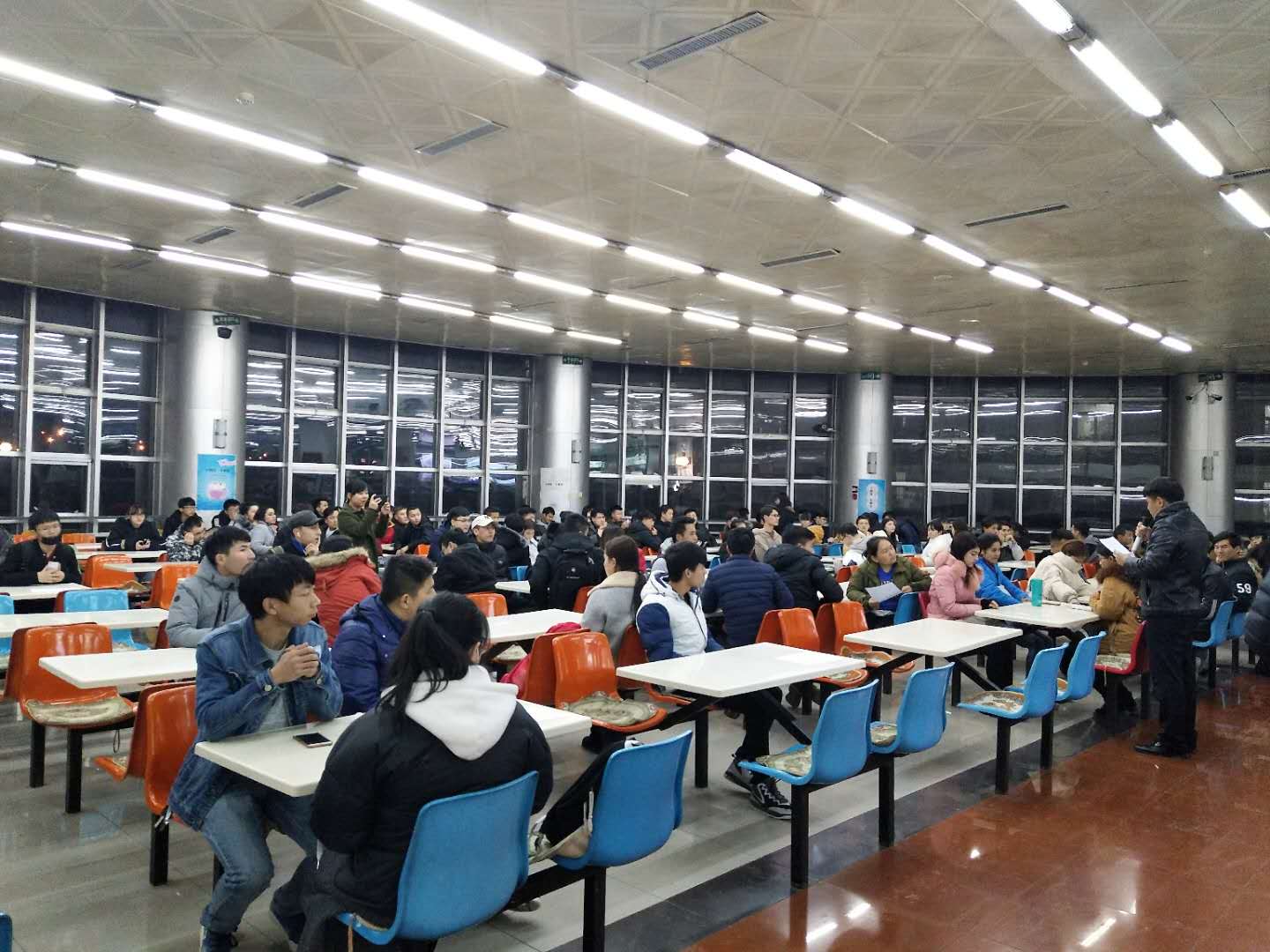 学生定餐宣讲会议在一食堂举行-沈阳建筑大学后勤服务